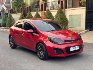 Kia RIO 2014 Matic lokasi di  , tersedia melalui melalui situs Olx