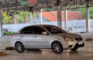 Jual bekas KIA RIO SE 2012 ex taxi,lokasi di  