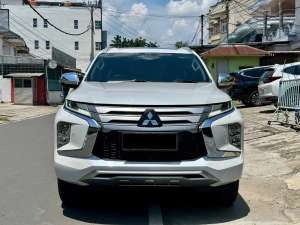 Jual bekas KM 22rb 4x4 Pajero Sport Dakar 4x4 Ultimate 20232024 Matic Diesel,lokasi di  