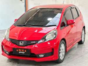 Jual bekas KM 38rb.. Honda JAZZ RS Ge8 1.5 AT 2014.. eNHa garage Semarang..,lokasi di  