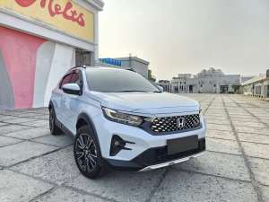 Jual bekas KM 5.000 PERAKHONDA HRV 1.5 SE SENSING AT PUTIH 2023,lokasi di Jakarta Utara
