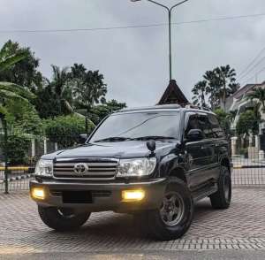 Jual bekas Land Cruiser VX100 2005 Tangan Pertama,lokasi di  