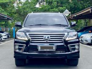 Jual bekas Lexus LX 570 2011 Hitam,lokasi di Jawa Barat