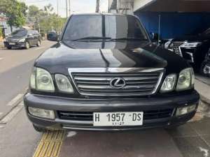 Jual bekas Lexus LX470 th 2003 AT transmisi udah zikzak,lokasi di  
