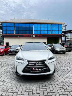Lexus NX200t Luxury CBU AT Putih 2015 glc 250 bmw x3 audi q5 fortuner lokasi di  , tersedia melalui melalui situs Olx