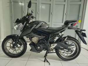 Like New Suzuki GSX 150 Tahun 2018 Hitam Mulus Siap Pakai lokasi di  , tersedia melalui melalui situs Olx