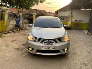Jual bekas livina xv 2013 metik,lokasi di Tangerang Kab.
