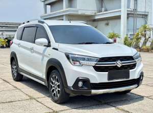 Jual bekas LOW KM 40.000 SUZUKI XL7 BETA AT 2021 PUTIH ISTIMEWA TT 2020 GX,lokasi di  