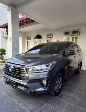 Jual bekas Low KM 48rb Toyota Innova Reborn Diesel 2.4 Tipe V Matic 2021,lokasi di  