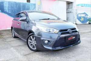 Jual bekas Low KMToyota Yaris TRD Sportivo 2015 DP Minim,lokasi di  