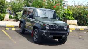 Jual bekas Low Km.19rb Suzuki Jimny 1.5 4x4 3Door AT 2023 Hijau,lokasi di Jakarta Timur