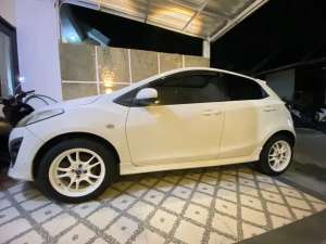 Jual bekas Mazda 2 2011 Bensin,lokasi di  