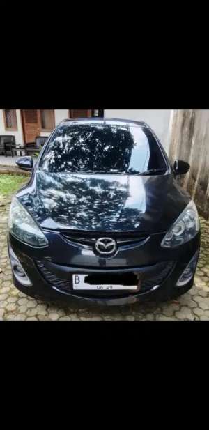 Jual bekas Mazda 2 RZ 2013 Hitam Black,lokasi di Jakarta Selatan