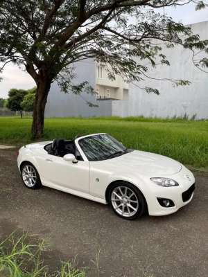 Mazda mx5 nc2 2012 lokasi di  , tersedia melalui melalui situs Olx