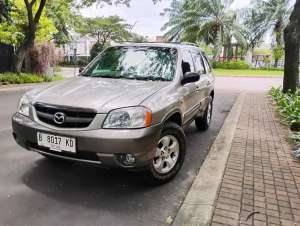 Jual bekas Mazda Tribute 2.0 AT 2004, Low Km, Antik,lokasi di  