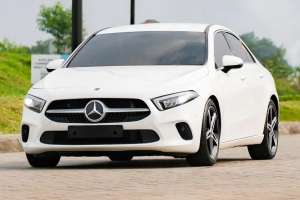 Jual bekas Mercedes Benz A200 1.3 Progressive Line Sedan 2020,lokasi di Jakarta Pusat