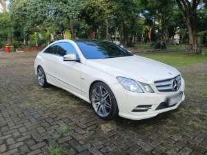 Jual bekas Mercedes benz coupe E250 W212 W207 putih,lokasi di Jakarta Selatan