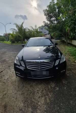 Jual bekas Mercedes-Benz E250 2010 Bensin,lokasi di  