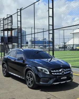 Jual bekas Mercedes-Benz GLA200 SportWhite On Black Facelift,lokasi di  