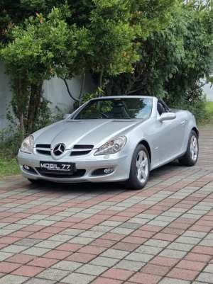 Jual bekas Mercedes Benz Mercy SLK200 cabriolet odo25rb Tahun 2005,lokasi di  