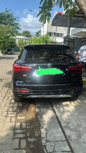 MG HS 2020 Bensin lokasi di  , tersedia melalui melalui situs Olx