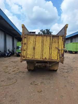 Mitsubishi colt FE 75 HDV 125PS lokasi di  , tersedia melalui melalui situs Olx