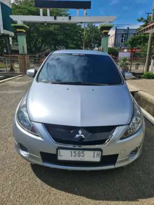 MITSUBISHI GRANDIS GT 2.4 2010 lokasi di  , tersedia melalui melalui situs Olx