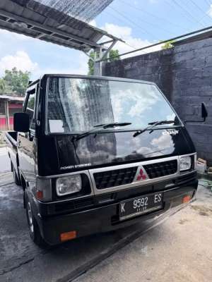 Mitsubishi L300 pik up th 2021 bak istmewa lokasi di  , tersedia melalui melalui situs Olx