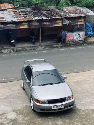 Mitsubishi Lancer lokasi di  , tersedia melalui melalui situs Olx