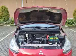 Mitsubishi Mirage exceed 2013 AT lokasi di  , tersedia melalui melalui situs Olx