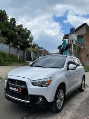 Mitsubishi Outlander 2013 otomatis lokasi di  , tersedia melalui melalui situs Olx