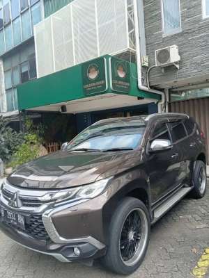 Mitsubishi Pajero Sport 2016 lokasi di  , tersedia melalui melalui situs Olx