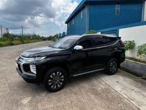 MITSUBISHI PAJERO SPORT DAKAR 4x2 AT 2023 lokasi di  , tersedia melalui melalui situs Olx