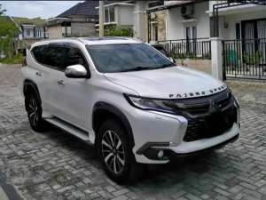Mitsubishi Pajero sport Dakar tahun 2018 lokasi di  , tersedia melalui melalui situs Olx