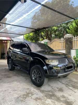 MITSUBISHI PAJERO SPORT EXCEED 2.5 AT DIESEL TAHUN 2011 lokasi di  , tersedia melalui melalui situs Olx