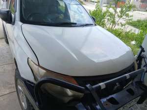 Mitsubishi Triton 2018 Diesel lokasi di  , tersedia melalui melalui situs Olx