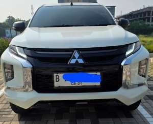 Jual bekas Mitsubishi Triton Exceed 2.4 Tahun 2023,lokasi di Jakarta Timur