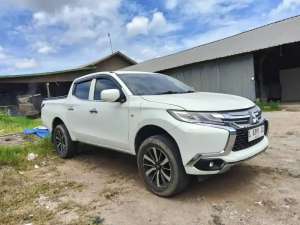 Jual bekas Mitsubishi TritonTipe 2.5 HDX Double Cab 4X4 Pickup,lokasi di Sleman Kab.