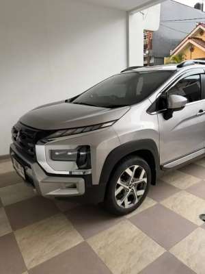 Mitsubishi Xpander 2022 Bensin lokasi di  , tersedia melalui melalui situs Olx