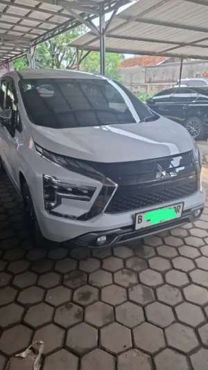 Mitsubishi Xpander Ultimate 2023 lokasi di  , tersedia melalui melalui situs Olx