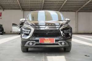 Jual bekas Mitsubishi Xpander Ultimate Matic AT tahun 2025 hitam CVT DP minim,lokasi di Jakarta Timur