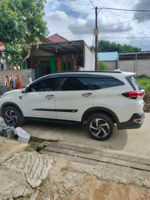 Jual bekas Mobil barang pakayan pribadi,lokasi di Samarinda Kota