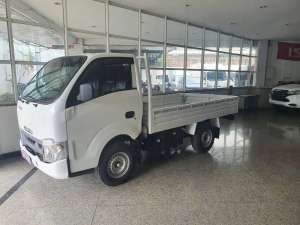Jual bekas Mobil Baru Isuzu Traga,lokasi di Jakarta Barat