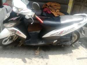 Motor Mio J, Thn 2012 lokasi di  , tersedia melalui melalui situs Olx