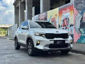Jual bekas MURAHHKIA Sonet Premiere 1.5 AT 2021 type Tertinggi Ada sunroof,lokasi di  