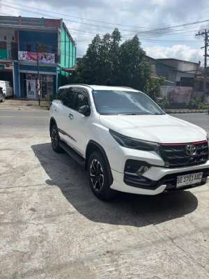 Jual bekas NEGO Toyota Fortuner 2020 Diesel 2.4 4X2 TRD AT, mulus, mesin terawat,lokasi di  