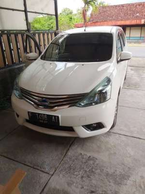 Jual bekas Nissan Grand Livina XV 2017 L11 - DIJUAL CEPAT,lokasi di Sidoarjo  Kab.