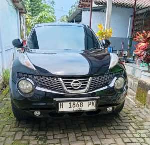 Nissan Juke RX matic 2011 lokasi di  , tersedia melalui melalui situs Olx