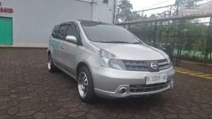 Nissan Livina 1.5 SV 2010 Siap Pakai lokasi di  , tersedia melalui melalui situs Olx