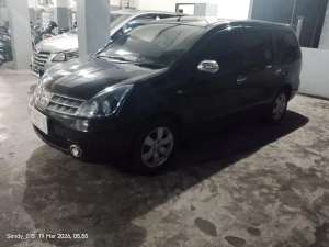 Nissan Livina 2010 Bensin lokasi di  , tersedia melalui melalui situs Olx